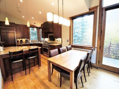 Vacation Home in Vail - Wonderful Views - Private Hot Tub Vacation Home in Vail - Wonderful Views - Private Hot Tub