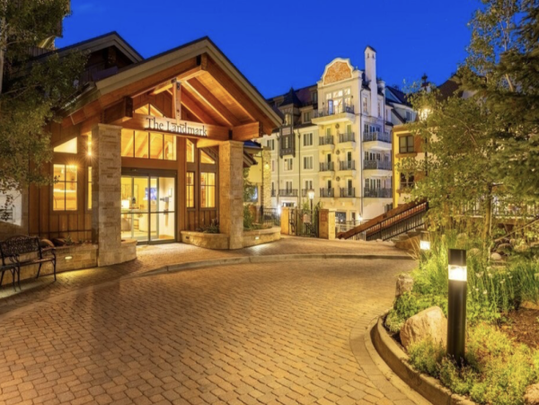 Penthouse Vail Ski Condo Luxury 4 Bedrooms 150 Yards lift