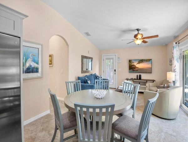 Holmes Beach Vacation Rental Home 3 Bedrooms Sleeps 6 Guests