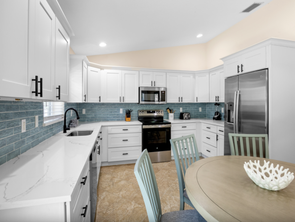 Holmes Beach Vacation Rental Home 3 Bedrooms Sleeps 6 Guests