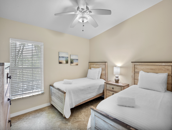 Holmes Beach Vacation Rental Home 3 Bedrooms Sleeps 6 Guests