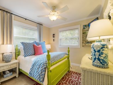 Anna Maria Luxury Canal Front Pool Home Short Walk To Beach