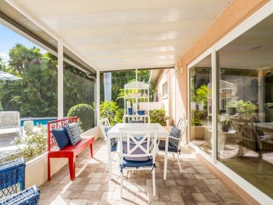 Anna Maria Luxury Canal Front Pool Home Short Walk To Beach