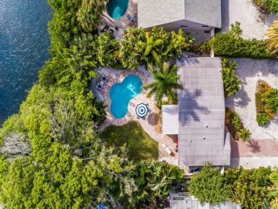 Anna Maria Luxury Canal Front Pool Home Short Walk To Beach