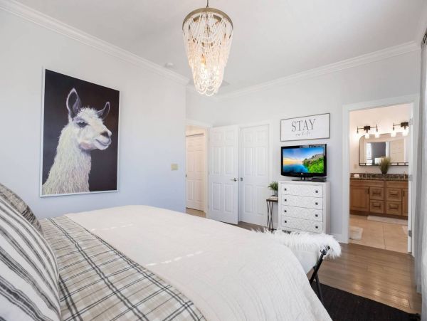 Anna Maria Rental 4 Bedrooms & Pool 3 Houses from Beach