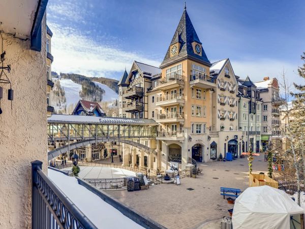 Lionshead One Bedroom Vacation Condo Sleeps 4 Walk to Lifts