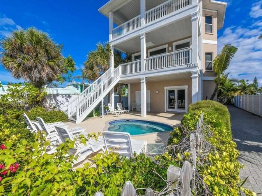 Anna Maria Island Three Bedroom Vacation Beach House