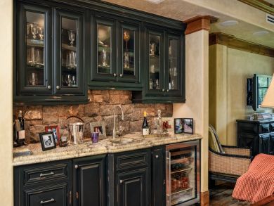 A Vail 3 plus Den Bedroom Ski Vacation Condo