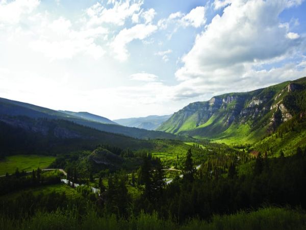 One Bedroom Luxury Condo Sleeps 4 at the Four Seasons Vail