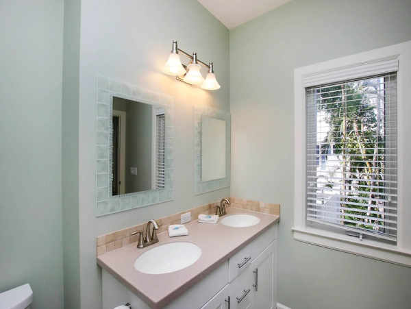 Beachfront Captiva Main Home & Guest House Sleeps 14 Ocean Views