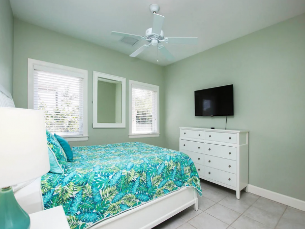 Beachfront Captiva Main Home & Guest House Sleeps 14 Ocean Views
