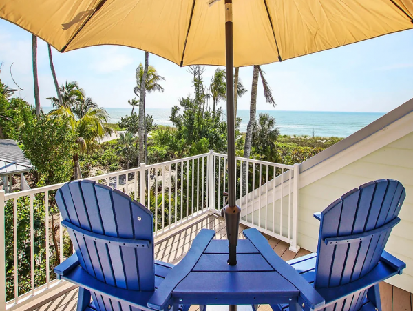 Beachfront Captiva Main Home & Guest House Sleeps 14 Ocean Views