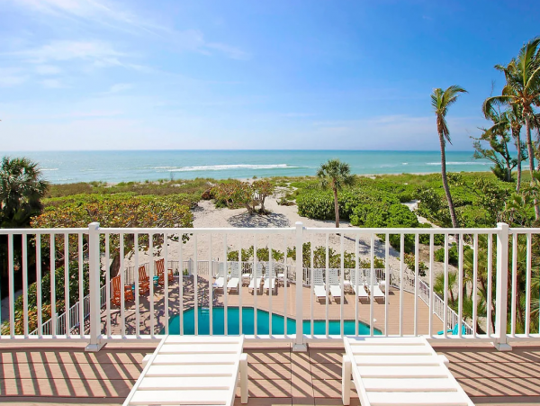 Beachfront Captiva Main Home & Guest House Sleeps 14 Ocean Views