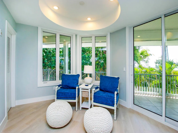 Beachfront Captiva Main Home & Guest House Sleeps 14 Ocean Views