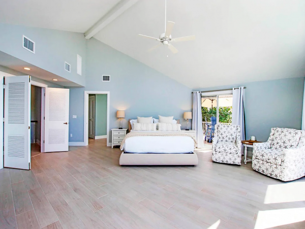 Beachfront Captiva Main Home & Guest House Sleeps 14 Ocean Views