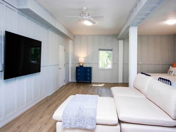 Beachfront Captiva Main Home & Guest House Sleeps 14 Ocean Views