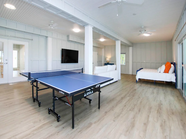 Beachfront Captiva Main Home & Guest House Sleeps 14 Ocean Views