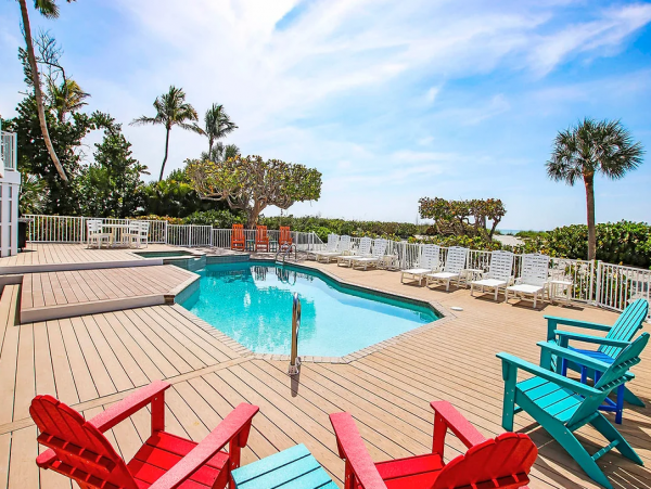 Beachfront Captiva Main Home & Guest House Sleeps 14 Ocean Views
