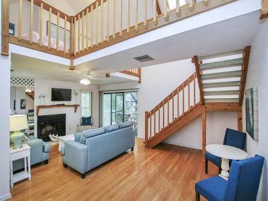 Charming Three Bedroom Captiva Vacation Home Sleeps 8 Guests