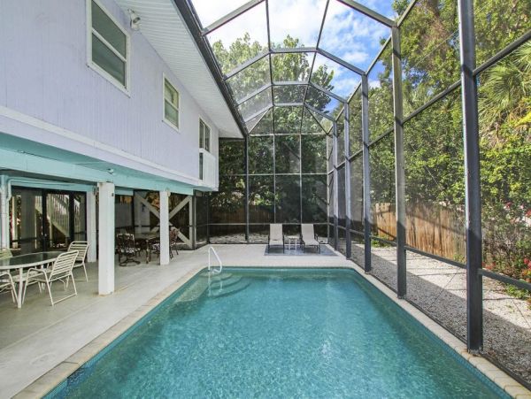 Captiva Home With Private Pool Three Bedroom Sleeps 8