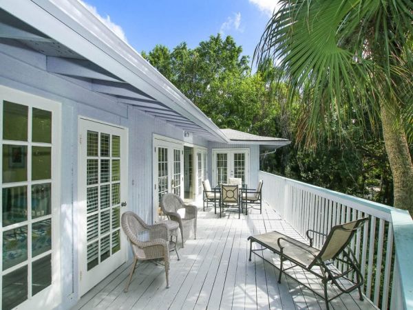 Captiva Home With Private Pool Three Bedroom Sleeps 8