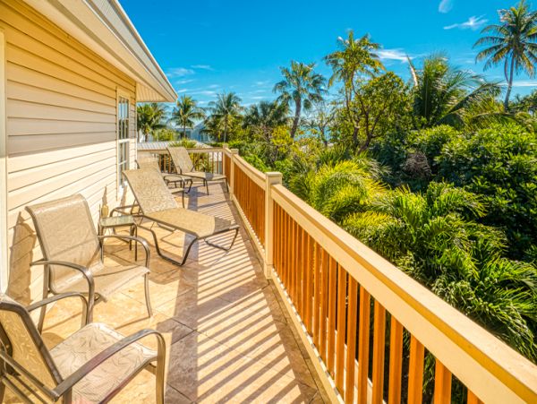 Beautiful Captiva Vacation Home with 4 Bedrooms, Pool & Spa