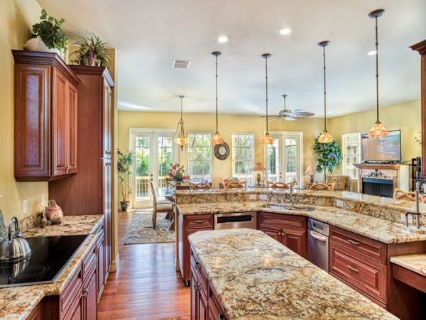 Beautiful Captiva Vacation Home with 4 Bedrooms, Pool & Spa