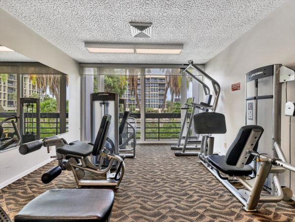 Longboat Key Vacation Rental - Gulf-Front Florida Condo with Pool & Beach Access