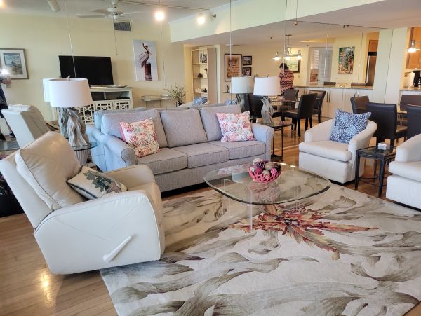 Longboat Key Vacation Rental - Gulf-Front Florida Condo with Pool & Beach Access