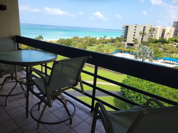 Longboat Key Vacation Rental - Gulf-Front Florida Condo with Pool & Beach Access