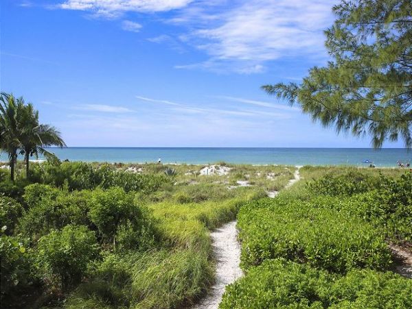 Captiva Beachfront Vacation Rental Home with Pool