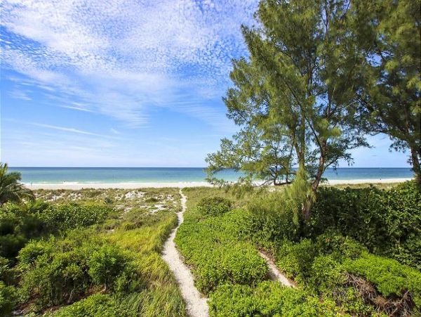 Captiva Beachfront Vacation Rental Home with Pool