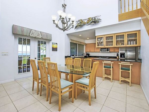 Captiva Beachfront Vacation Rental Home with Pool