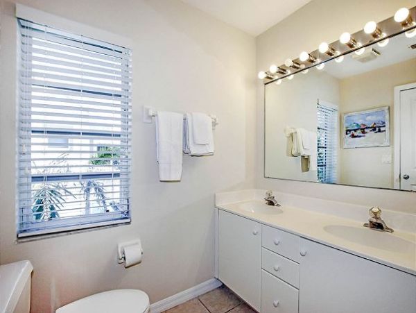 Captiva Pool Vacation Rental Homes, Sleeps 8