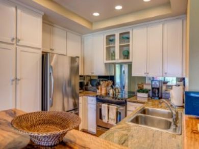 Kapalua Vacation Condo Sleeps Six Guests.