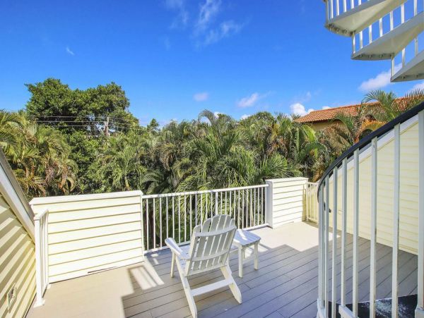 Enjoy Sunny Days At This Captiva Vacation Rental Home