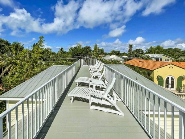 Enjoy Sunny Days At This Captiva Vacation Rental Home