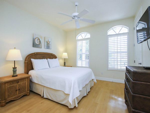 Enjoy Sunny Days At This Captiva Vacation Rental Home