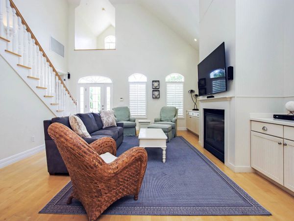 Enjoy Sunny Days At This Captiva Vacation Rental Home