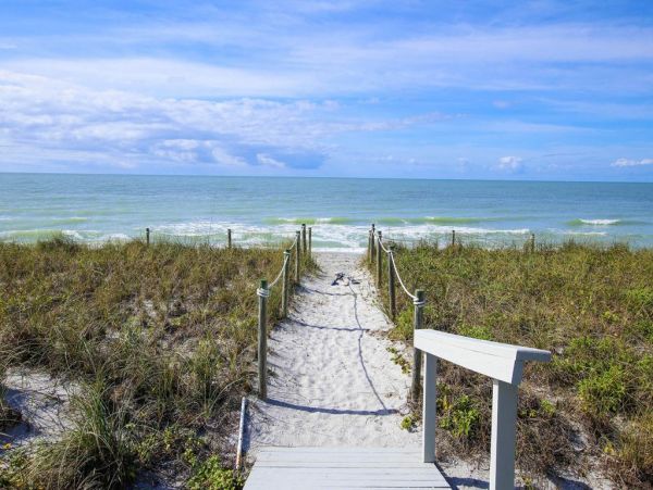 Six Bedroom Captiva Island Beach House For Rent