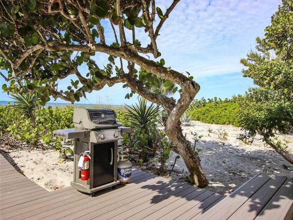 Six Bedroom Captiva Island Beach House For Rent