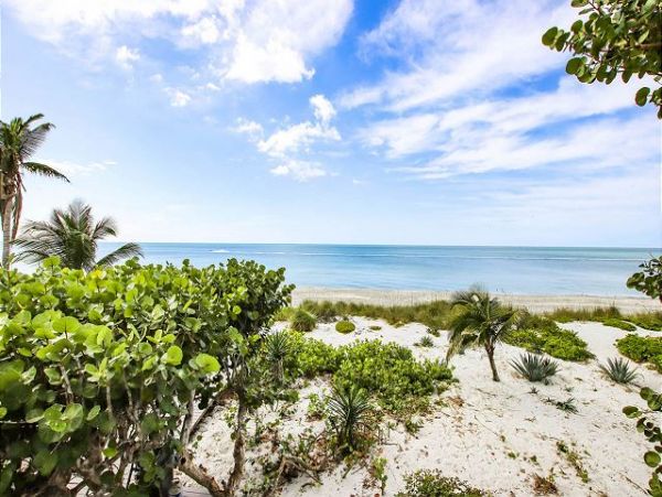Six Bedroom Captiva Island Beach House For Rent