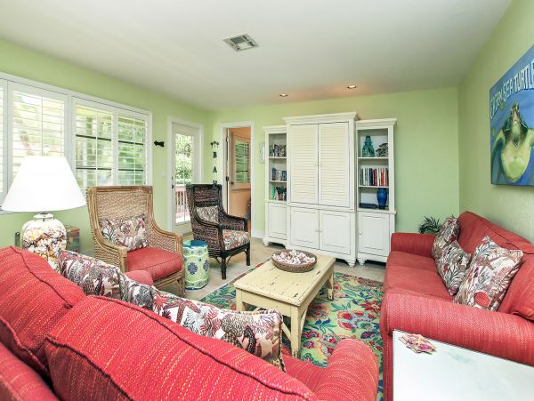 Captiva Island Beautiful 4 Bedroom Home Steps to the Beach