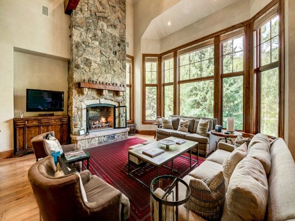 Four Bedroom Plus Den Beaver Creek Rental Ski in Ski Out Home