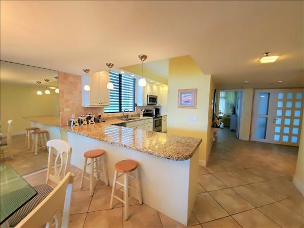 Gulf Front Longboat Key Vacation Condo Three Bedroom