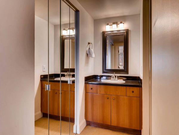 Stunning Vail Residence with Lovely Out Door Pool 2 Bedrm