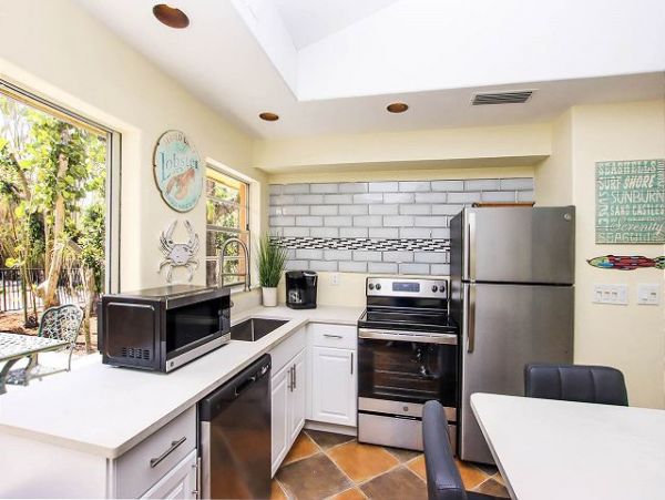 A Truly Charming Captiva Beach Cottage
