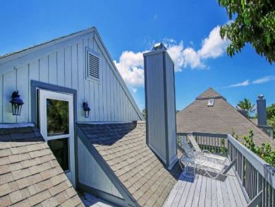 Captiva Vacation Home Sleeps Six Guests.