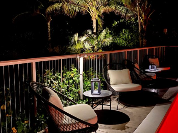 Captiva Luxury Vacation Accommodation on Beach Sleeps 12