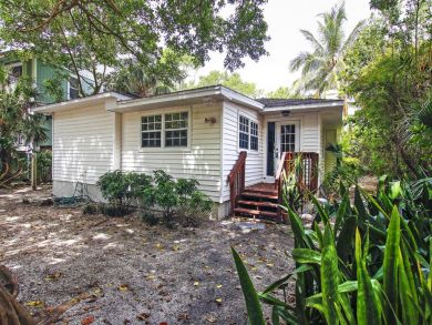 Delightful Captiva Vacation Beach Cottage Sleeps Six Guests